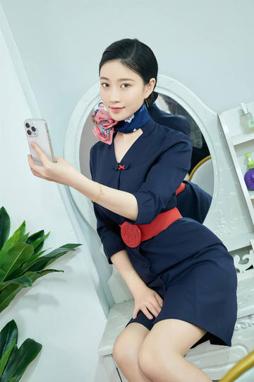 不懂事的妻子的双重生活(不懂事的妻子的双重生活韩剧)