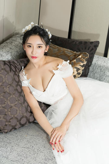 人人妻碰公开视频