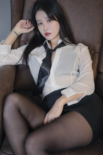 山林中头一个女人