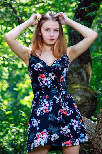 国产情侣久久久久AⅤ免费