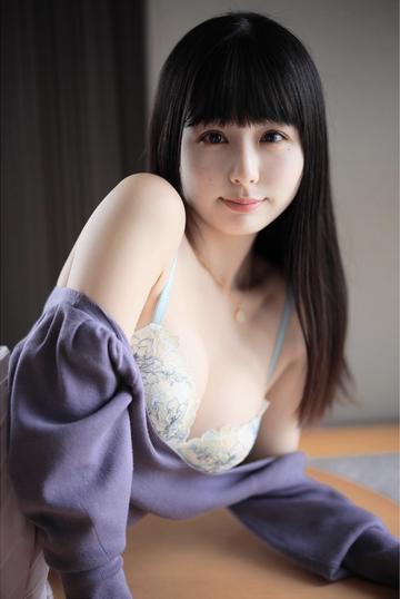 国产美女高潮出白浆